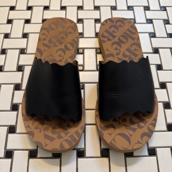 See by Chloe Essie Scalloped Slide Sandals - Size 8 - Picture 9 of 10